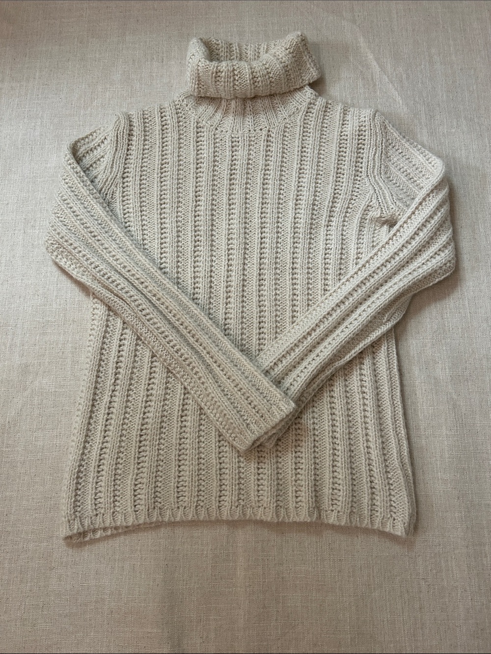 Ann Taylor Ribbed Knit Turtleneck Sweater Ivory SZ Small Old Money Alpaca Blend